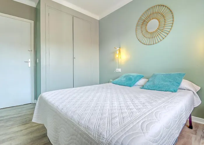 Διαμέρισμα In By The *